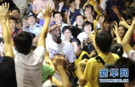 南京球迷爆料视频最新网站,最新网站视频揭秘赛事幕后精彩瞬间